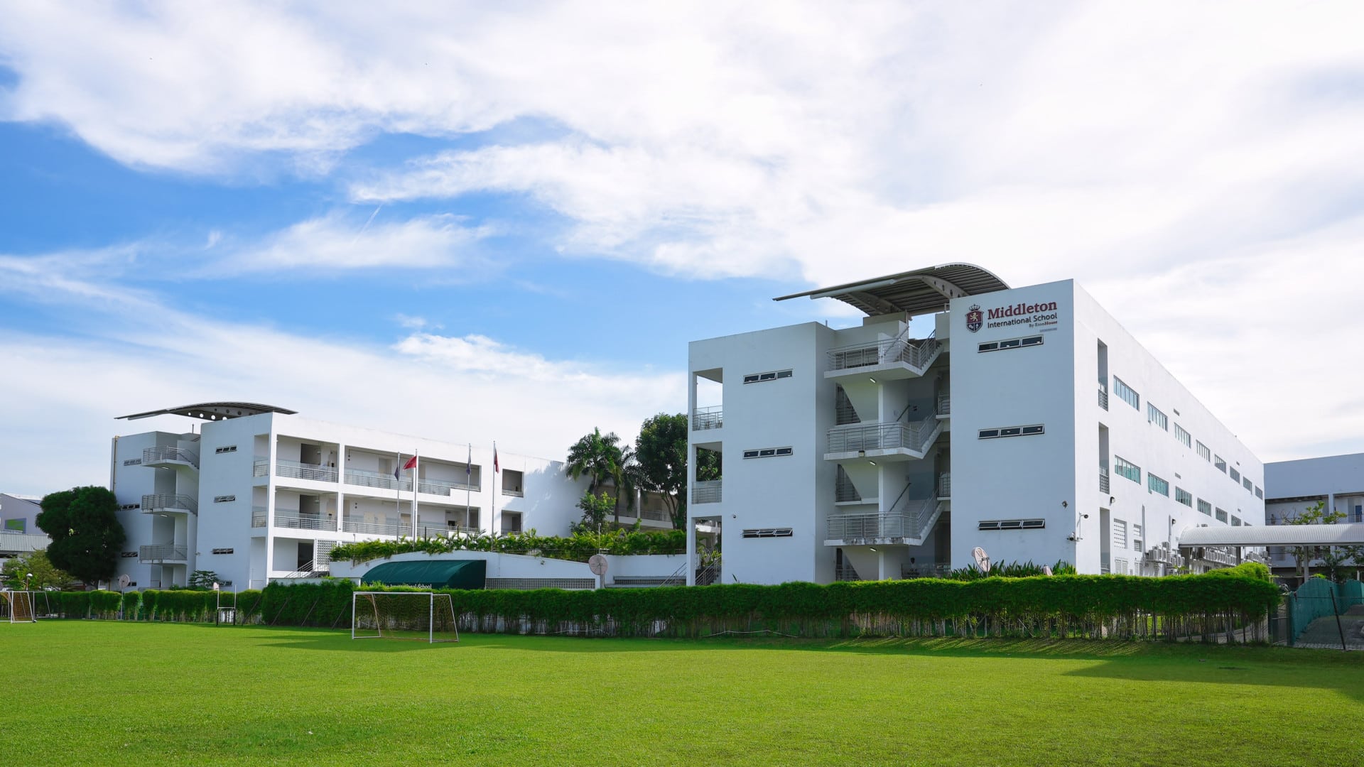 Middleton International School
